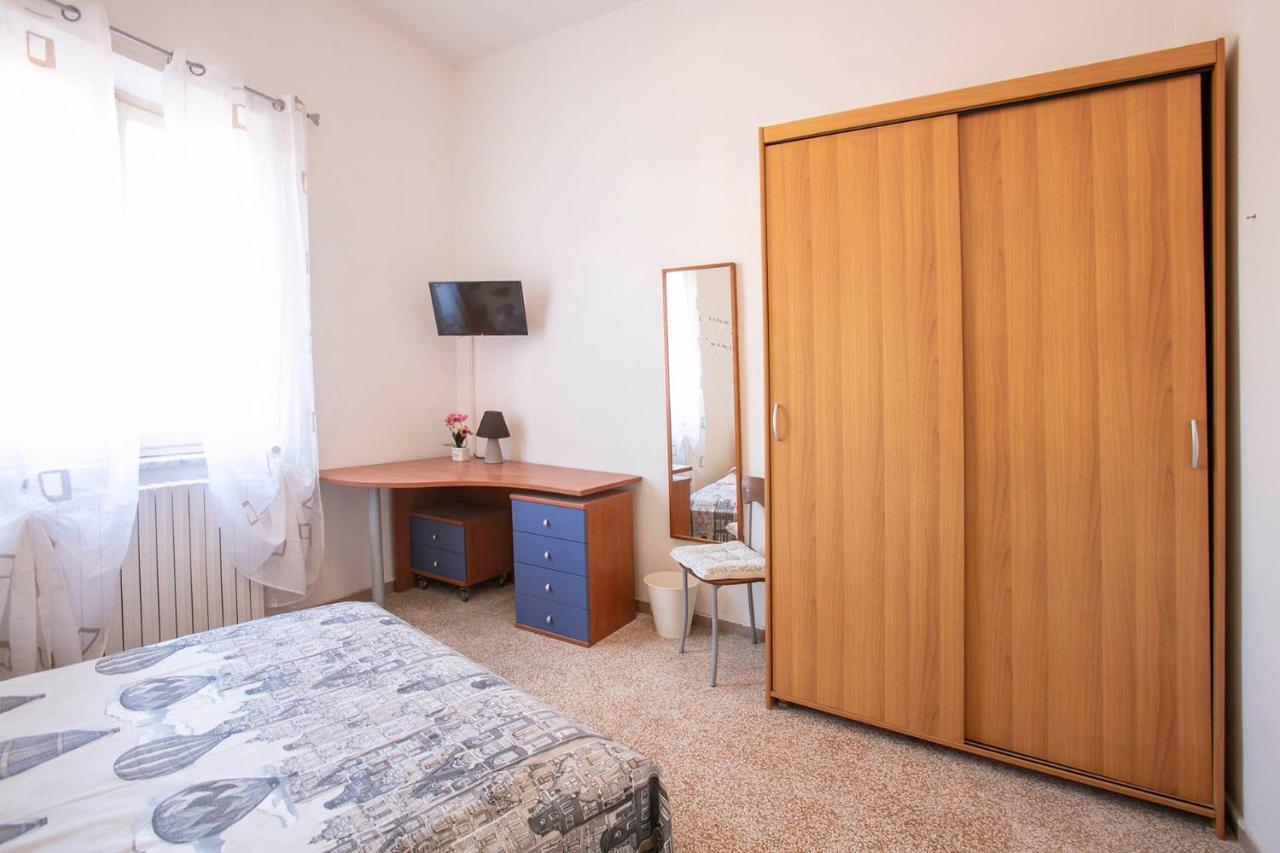 Pisa Central Apartment Bagian luar foto